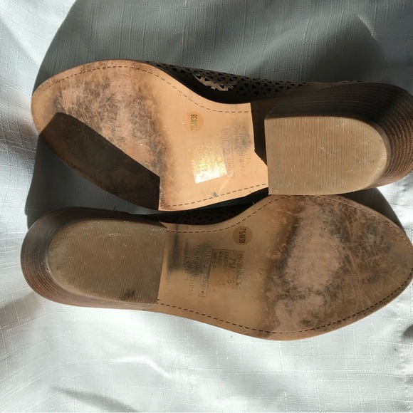 Vince Camuto tan mesh leather m booties size 7.5 - Picture 6 of 8